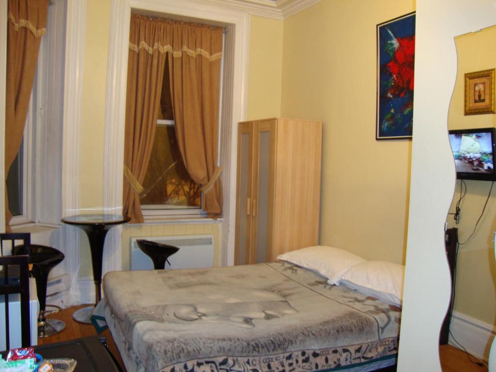 Hotel & Suites Place Des Arts - Montreal — Photos 3